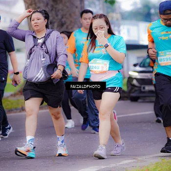 Runner Photo 8323111