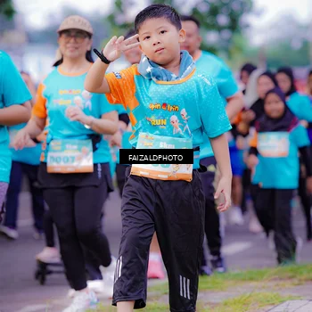 Runner Photo 8323176