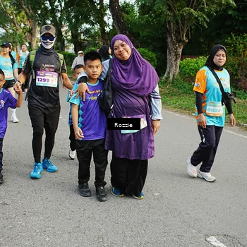Runner Photo 8323202