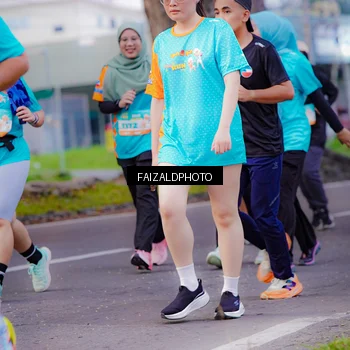Runner Photo 8323235