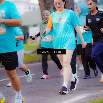 Runner Photo 8323241