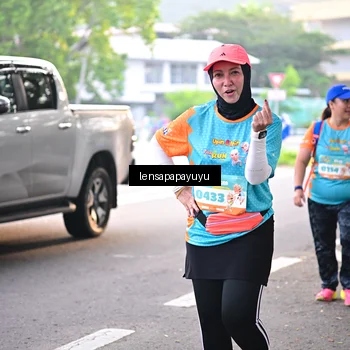 Runner Photo 8323252