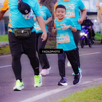 Runner Photo 8323306
