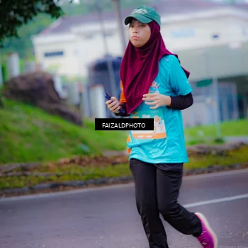 Runner Photo 8323357