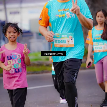 Runner Photo 8323376
