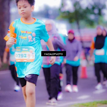 Runner Photo 8323453