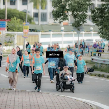 Runner Photo 8323506