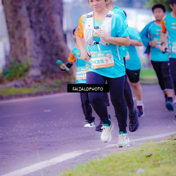 Runner Photo 8323512