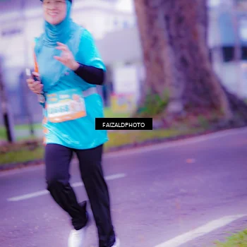 Runner Photo 8323516