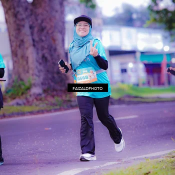 Runner Photo 8323521