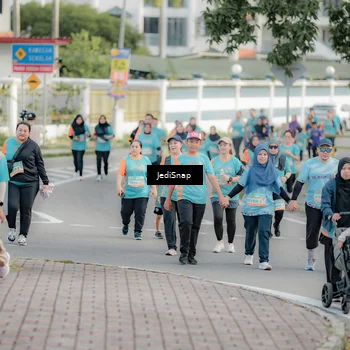 Runner Photo 8323617