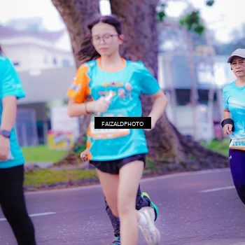 Runner Photo 8323634