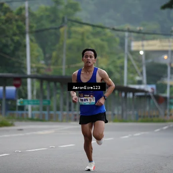 Runner Photo 8323647