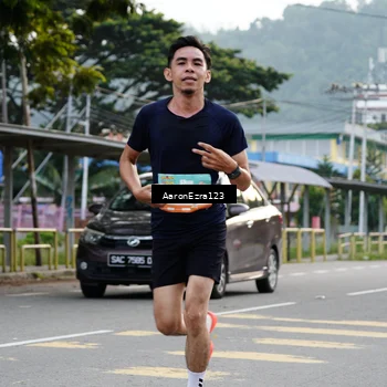 Runner Photo 8323671