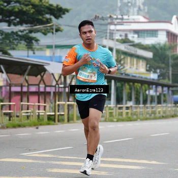 Runner Photo 8323682