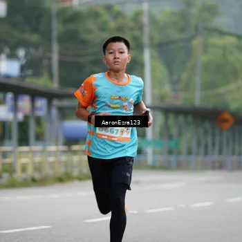 Runner Photo 8323686