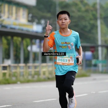 Runner Photo 8323687