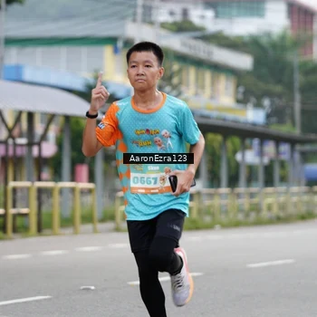 Runner Photo 8323690