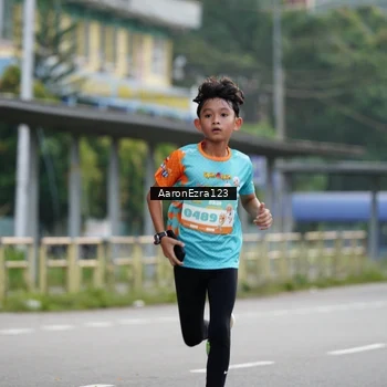 Runner Photo 8323699
