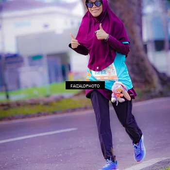 Runner Photo 8323718