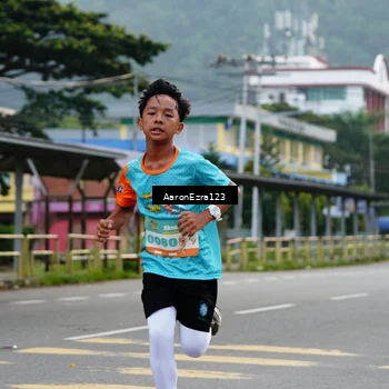 Runner Photo 8323722