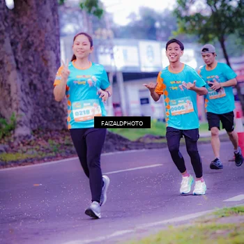 Runner Photo 8323751