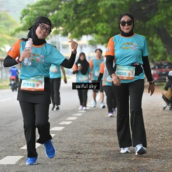 Runner Photo 8323781