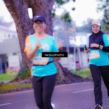 Runner Photo 8323790