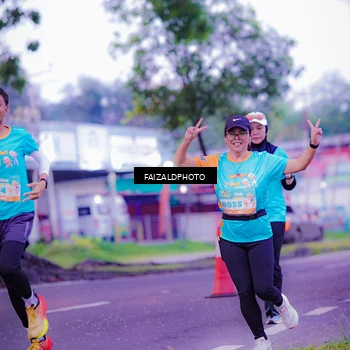 Runner Photo 8323810