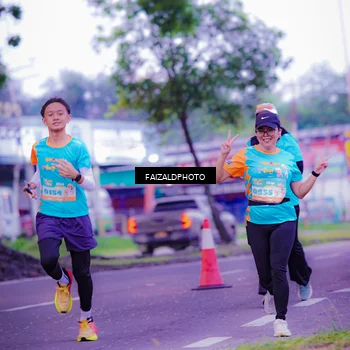 Runner Photo 8323820
