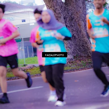 Runner Photo 8323866