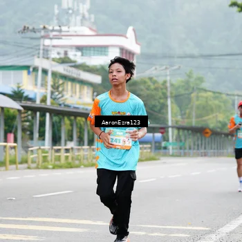 Runner Photo 8323885