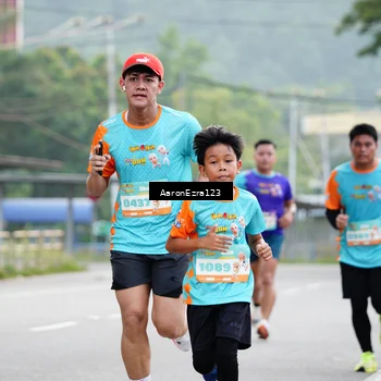 Runner Photo 8323896