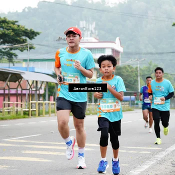 Runner Photo 8323897