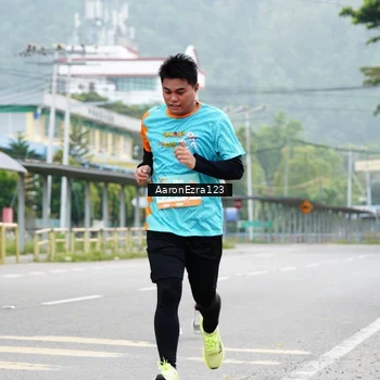 Runner Photo 8323902