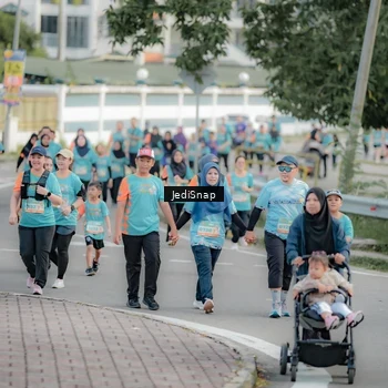 Runner Photo 8323905