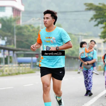 Runner Photo 8323920
