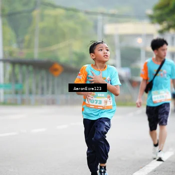 Runner Photo 8323932