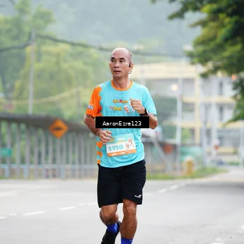 Runner Photo 8323942