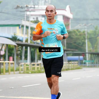 Runner Photo 8323947