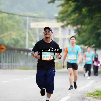 Runner Photo 8323952