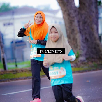 Runner Photo 8323971
