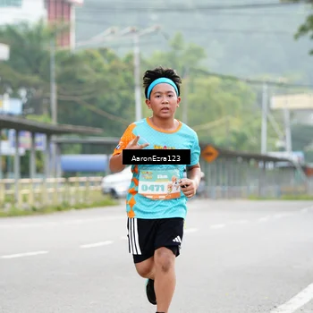 Runner Photo 8323992