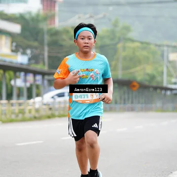 Runner Photo 8324000