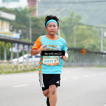 Runner Photo 8324006