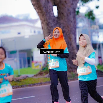 Runner Photo 8324026