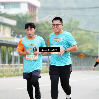 Runner Photo 8324030