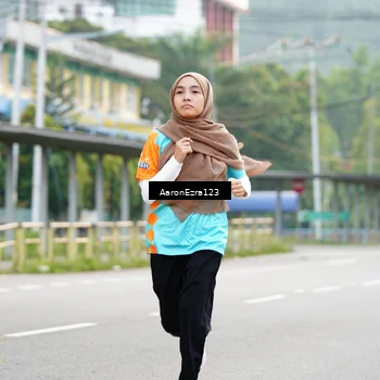Runner Photo 8324057