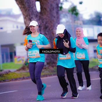 Runner Photo 8324068