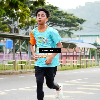 Runner Photo 8324081
